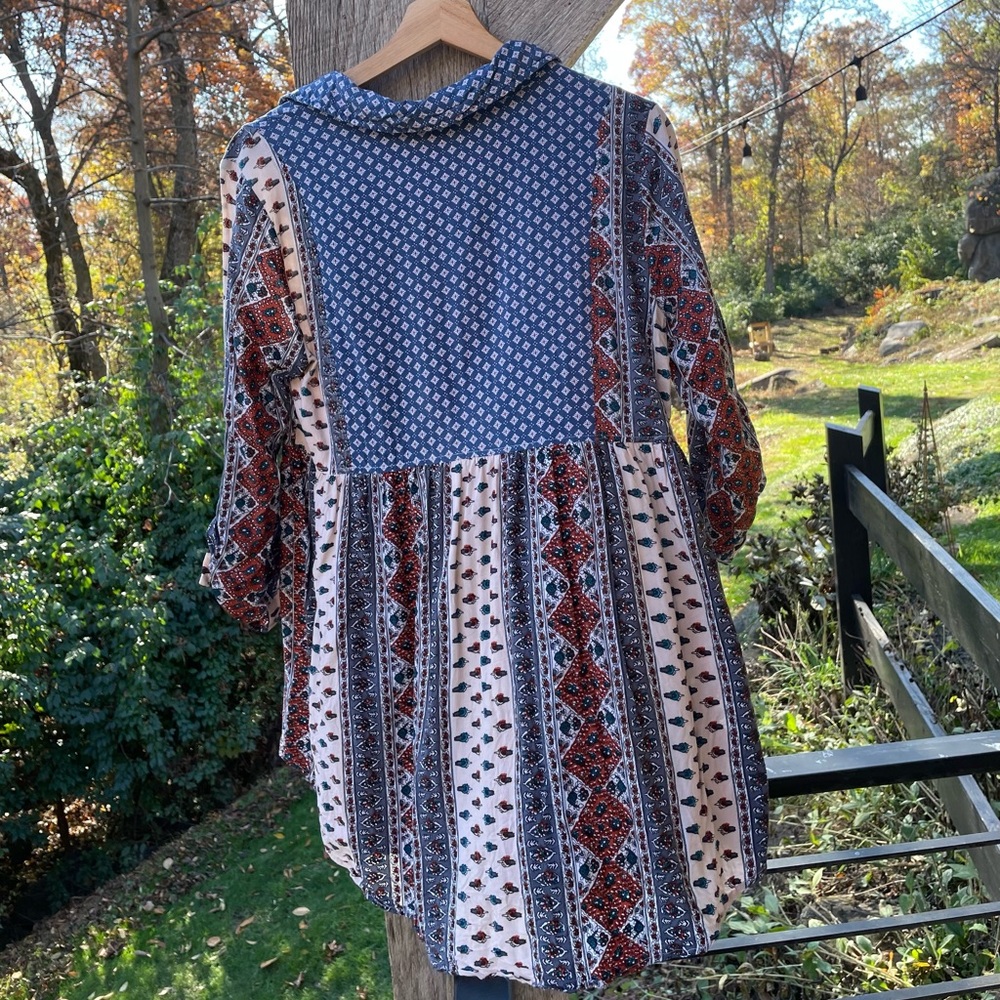 En Crème Bohemian Patchwork Blouse - Picture 6 of 8